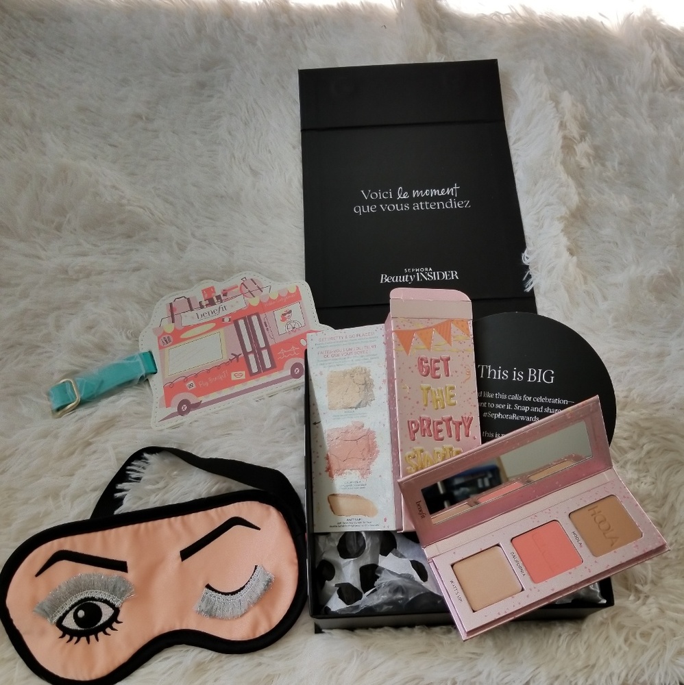 Benefits Costmetics Glow Everywhere Set